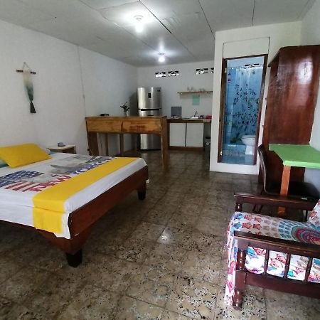 Magic Flower Rooms Cahuita Exterior photo